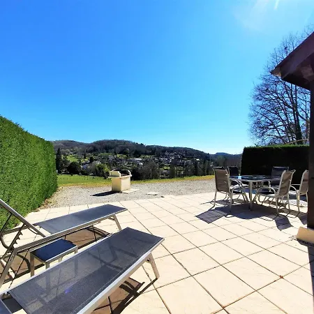 Iris, Les De Prázdninový dům Carlux